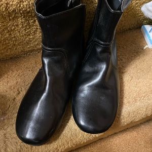Black, ankle-boots, by Comfortview - size 11ww.